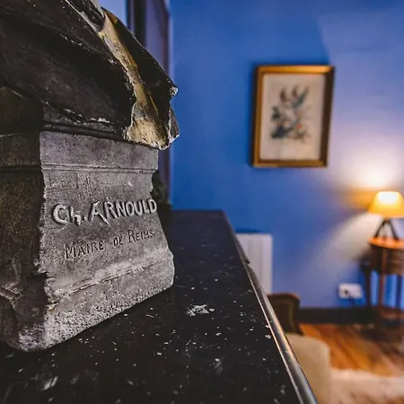 Saint Brice Hotel *